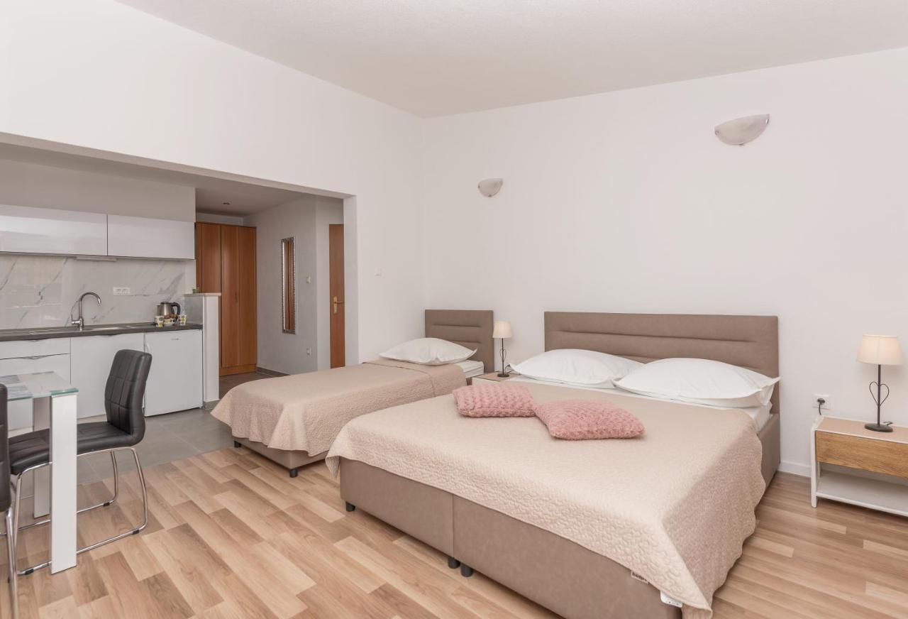 באסקה וודה Apartments Nina M מראה חיצוני תמונה